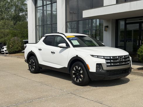 Certified 2025 Hyundai Santa Cruz SEL AWD/4WD image 2