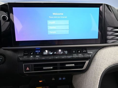 Certified 2025 Toyota Camry XLE image 15