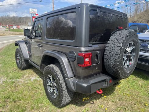 Used 2019 Jeep Wrangler Rubicon w/ Uconnect 4C Nav & Sound Group image 7