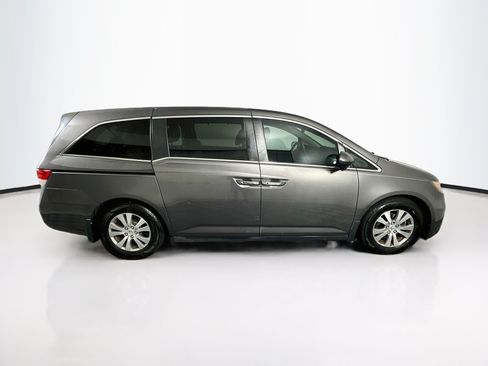 Used 2016 Honda Odyssey SE image 10