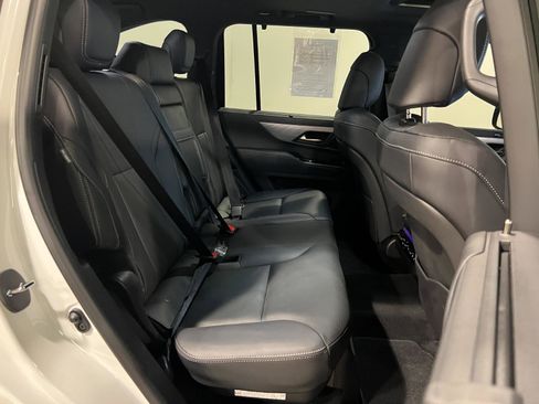 Used 2024 Lexus LX 600 F Sport AWD/4WD image 37