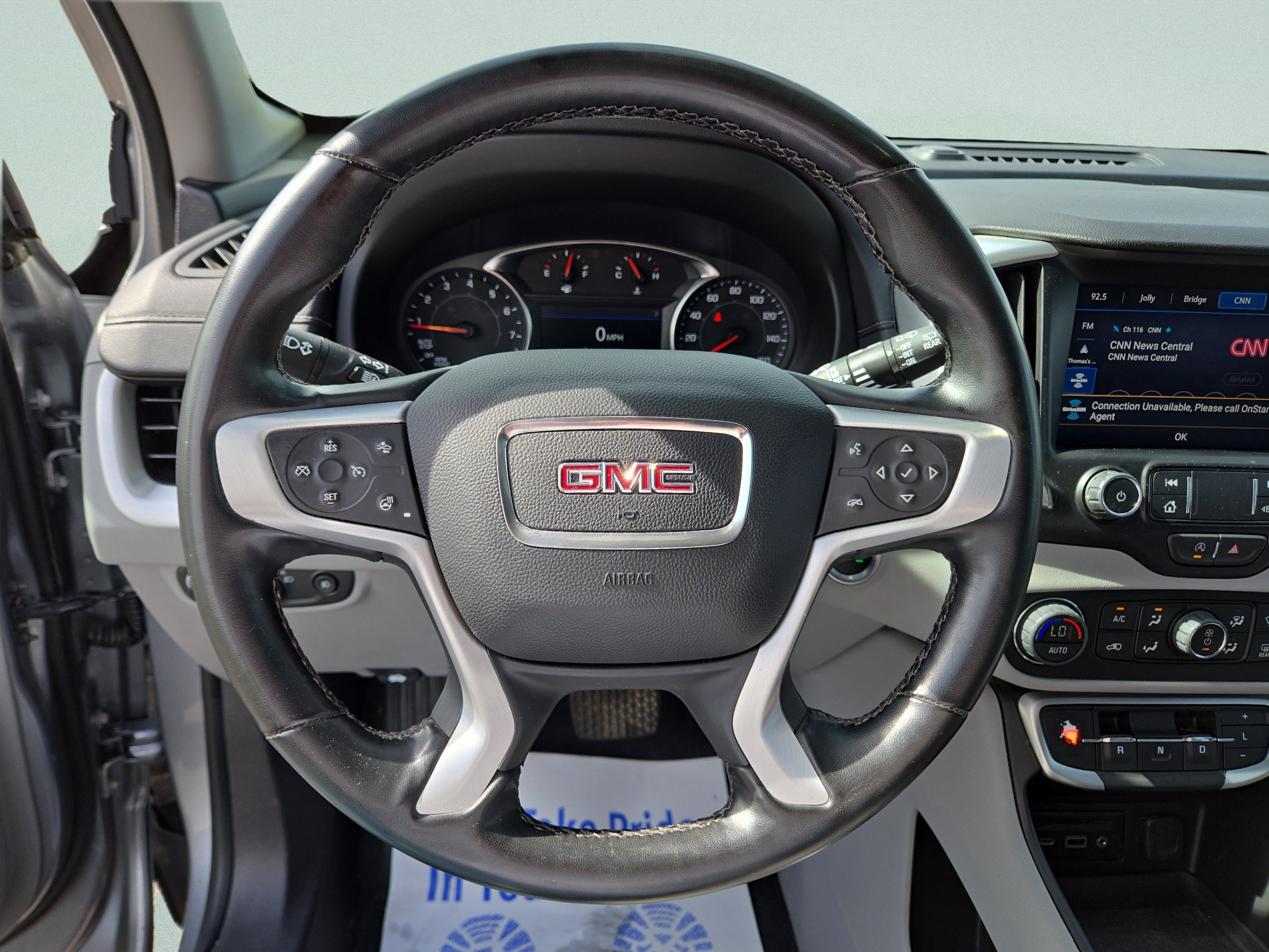 Used 2024 GMC Terrain SLT AWD/4WD image 15