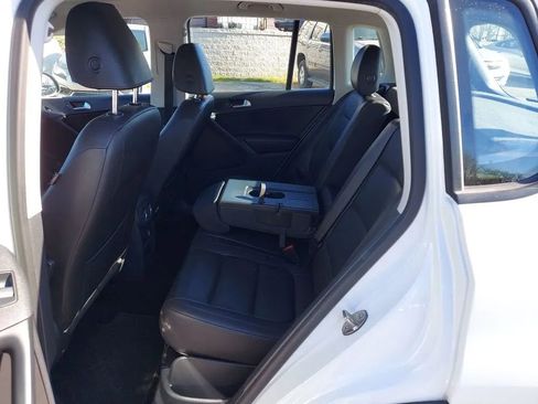 Used 2016 Volkswagen Tiguan SE image 29