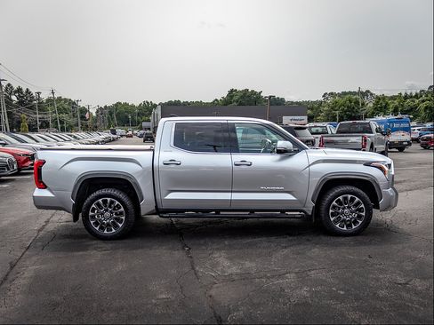 Used 2022 Toyota Tundra Limited AWD/4WD image 2