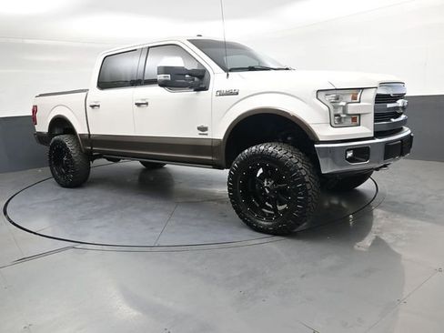 Used 2015 Ford F150 King Ranch w/ Equipment Group 601A Luxury AWD/4WD image 2