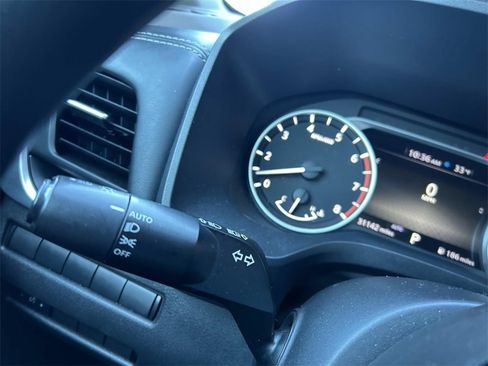 Used 2021 Nissan Rogue S image 24