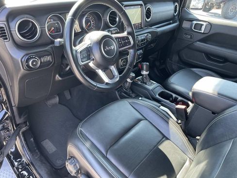 Used 2022 Jeep Wrangler Unlimited Sahara w/ Safety Group AWD/4WD image 39