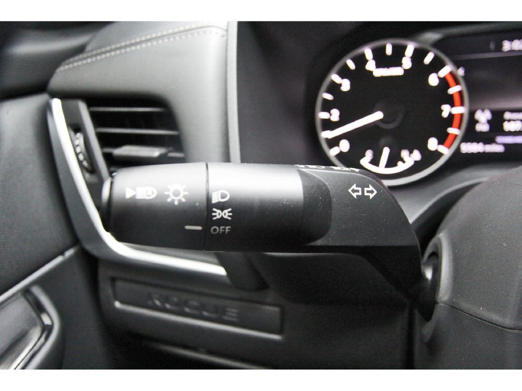 Certified 2025 Nissan Rogue S FWD image 12