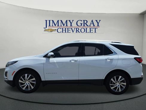 Used 2023 Chevrolet Equinox Premier FWD image 2
