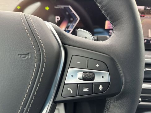 New 2026 BMW X5 xDrive40i w/ Climate Comfort Package image 17