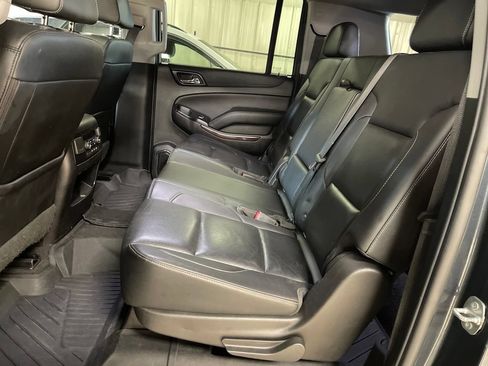 Used 2019 GMC Yukon XL SLT w/ Open Road Package AWD/4WD image 24