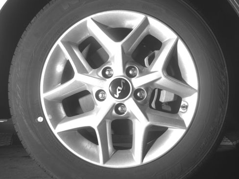 Used 2025 Kia Soul LX w/ LX Technology Package FWD image 13