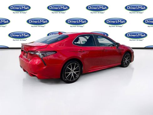 Used 2024 Toyota Camry SE w/ Audio Upgrade Package FWD image 7