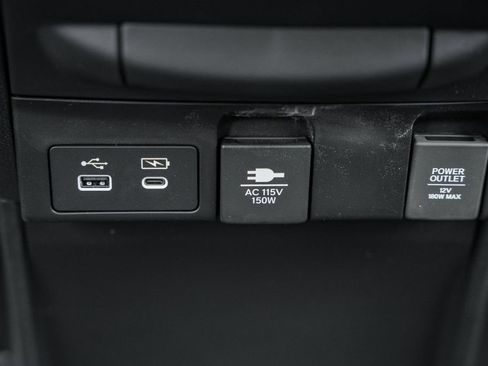 New 2026 Honda Odyssey Touring image 25