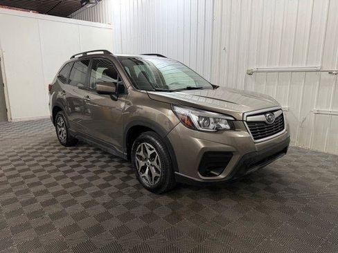 Used 2019 Subaru Forester Premium image 20