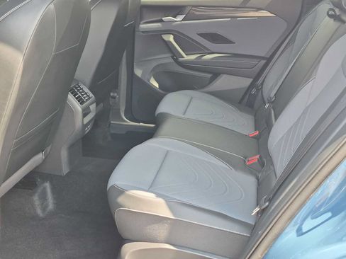 Used 2025 Volkswagen Tiguan SE R-Line AWD/4WD image 21