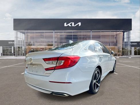 Used 2019 Honda Accord Sport image 8