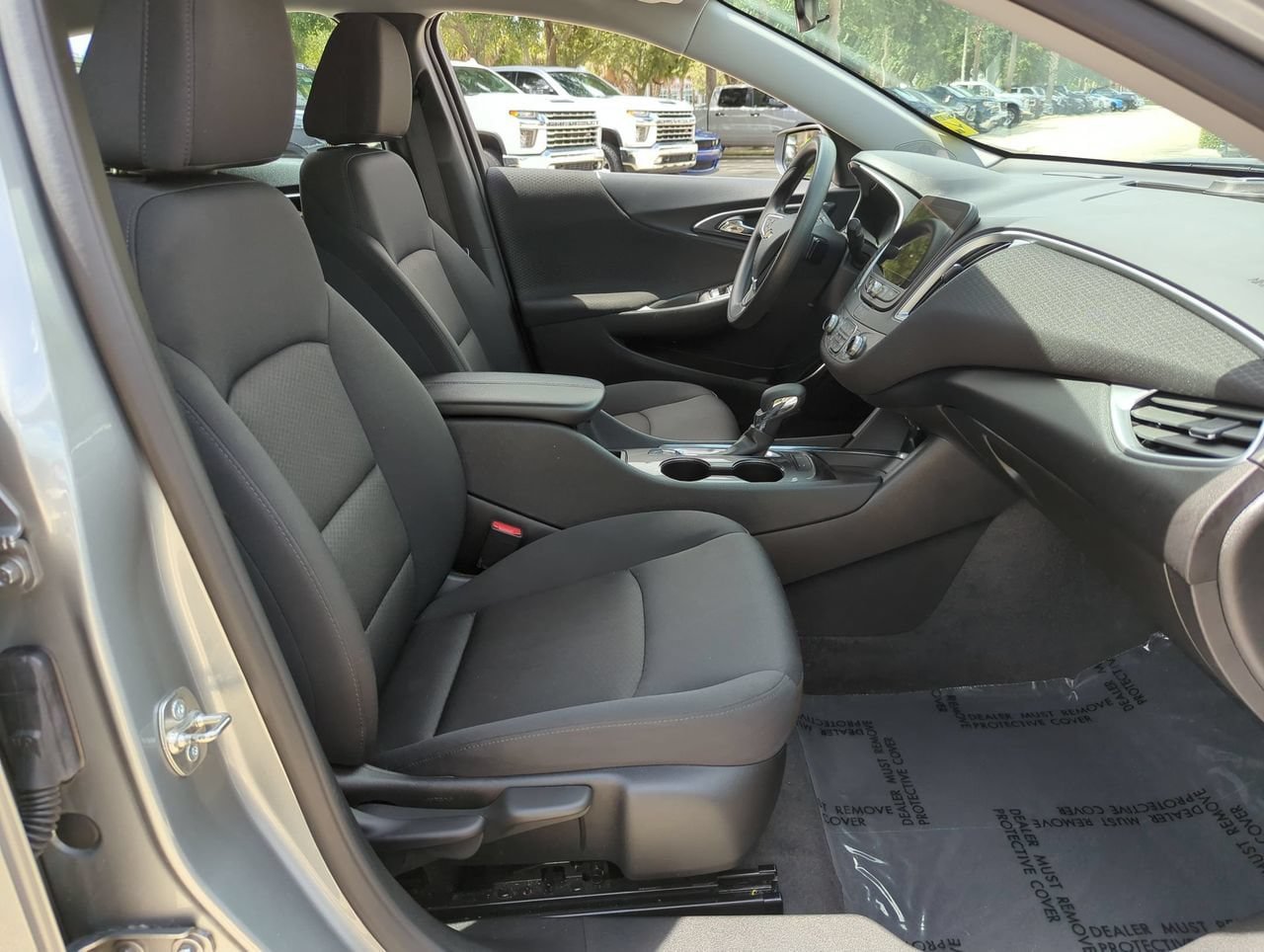Used 2025 Chevrolet Malibu LT FWD image 24