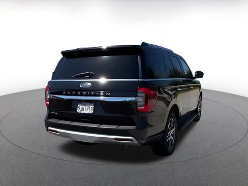 Used 2024 Ford Expedition Limited RWD image 13