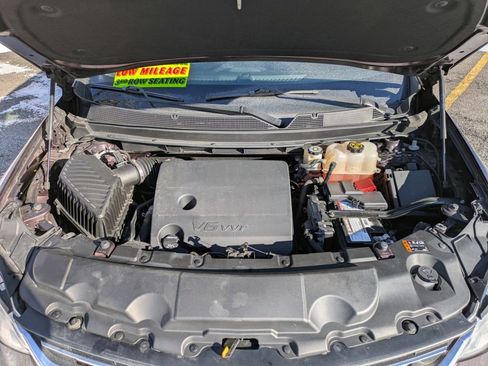 Used 2019 Chevrolet Traverse LT image 40