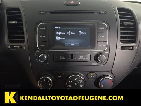 Used 2016 Kia Forte LX w/ LX Popular Plus Package FWD image 18