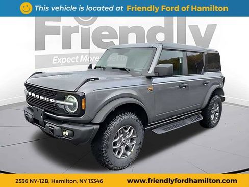 Used 2025 Ford Bronco Badlands AWD/4WD image 1