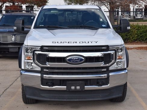 Used 2020 Ford F250 XL w/ STX Appearance Package image 3