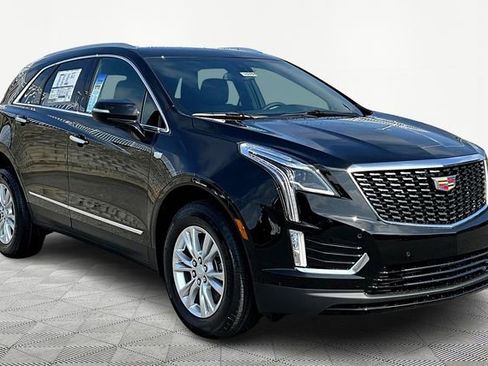 New 2025 Cadillac XT5 Luxury image 1