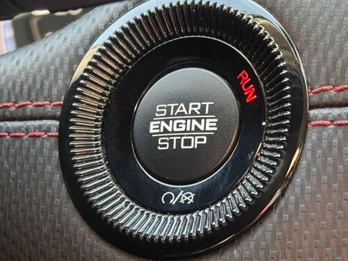 Used 2022 Jeep Compass Trailhawk w/ Trailhawk Convenience Group image 21