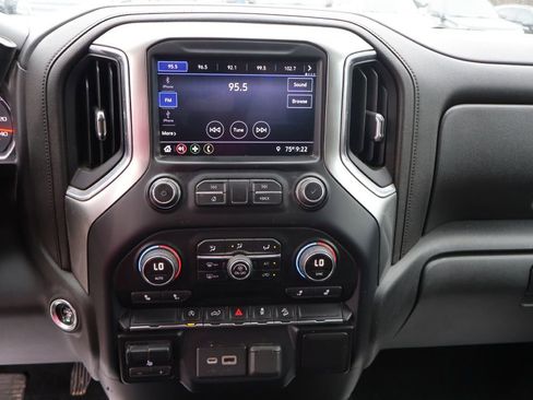 Used 2019 Chevrolet Silverado 1500 LT w/ All-Star Edition AWD/4WD image 33