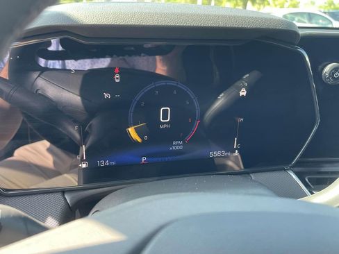 Used 2024 Chevrolet TrailBlazer ACTIV w/ Driver Confidence Package image 22