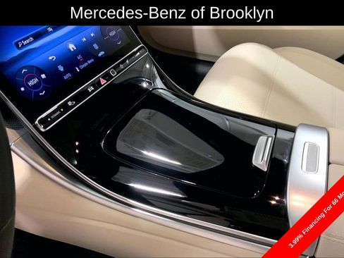 Certified 2025 Mercedes-Benz C 300 4MATIC Sedan image 18