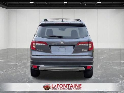 Used 2021 Honda Pilot Touring image 4