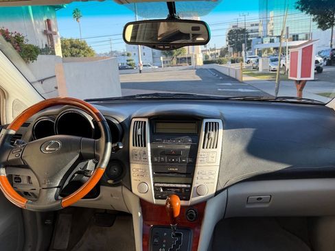 Used 2004 Lexus RX 330 image 9