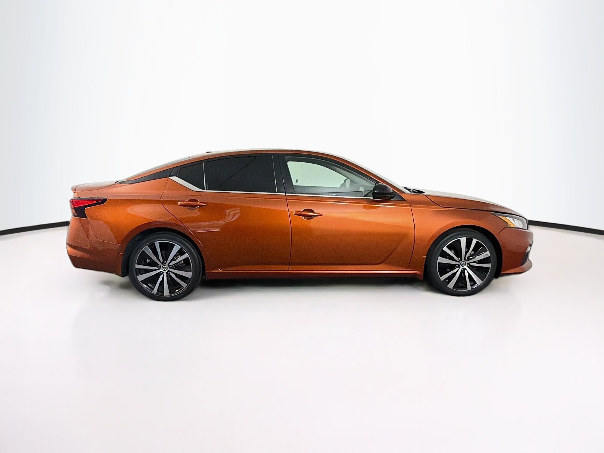 Used 2022 Nissan Altima 2.5 SR FWD image 10