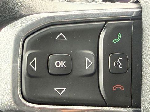 Used 2023 RAM 1500 Laramie AWD/4WD image 26