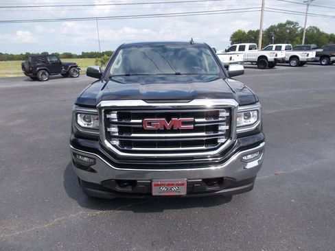Used 2017 GMC Sierra 1500 SLT w/ SLT Premium Package AWD/4WD image 9
