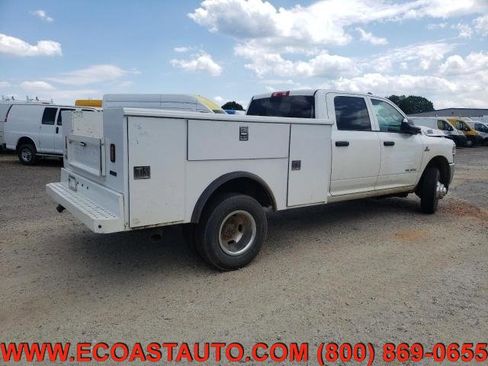 Used 2019 RAM 3500 Tradesman w/ Chrome Appearance Group image 2
