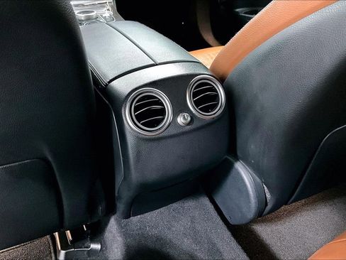 Used 2018 Mercedes-Benz GLC 43 AMG 4MATIC Coupe image 31