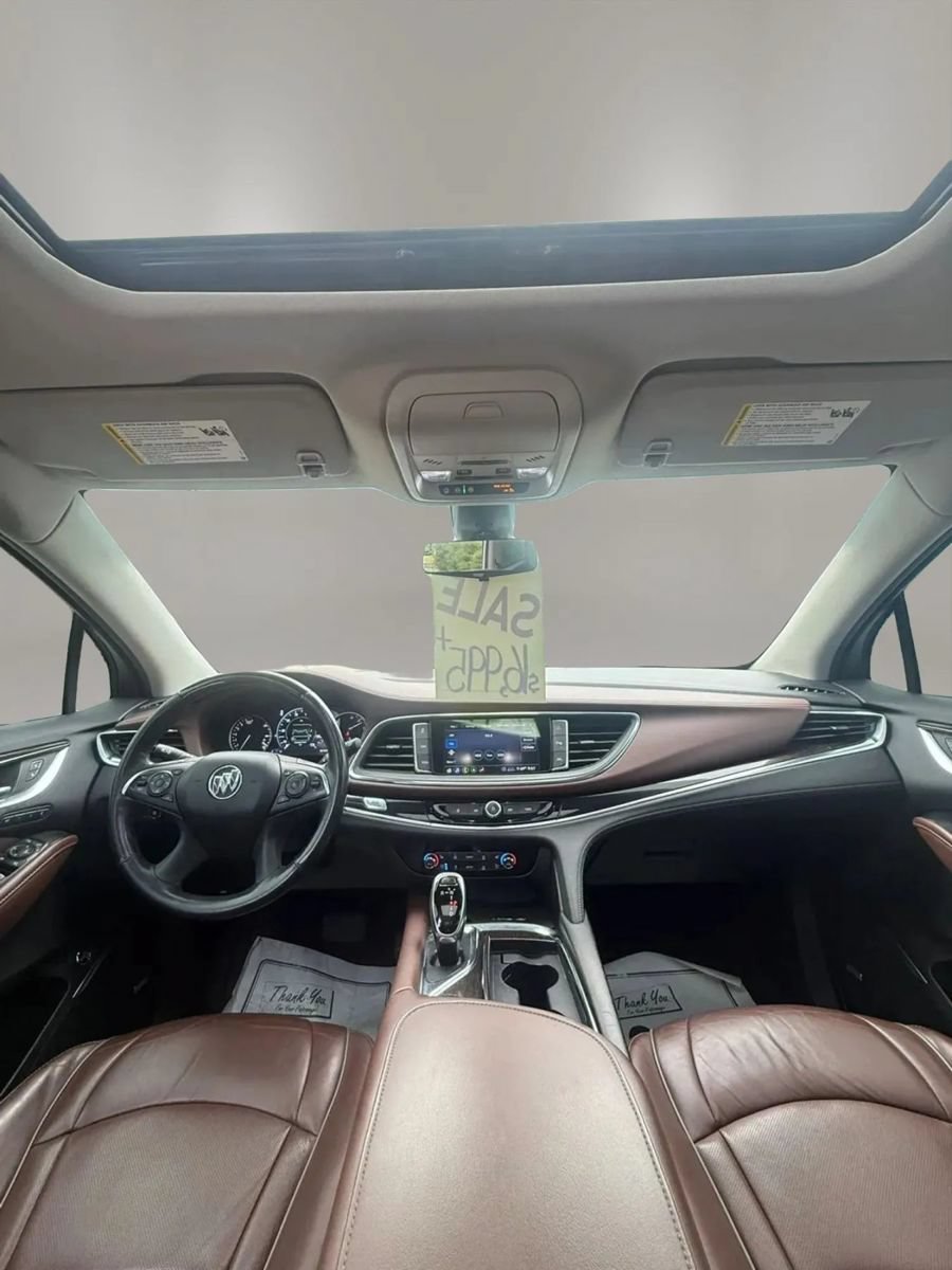 Used 2021 Buick Enclave Avenir w/ Avenir Technology Package AWD/4WD image 14
