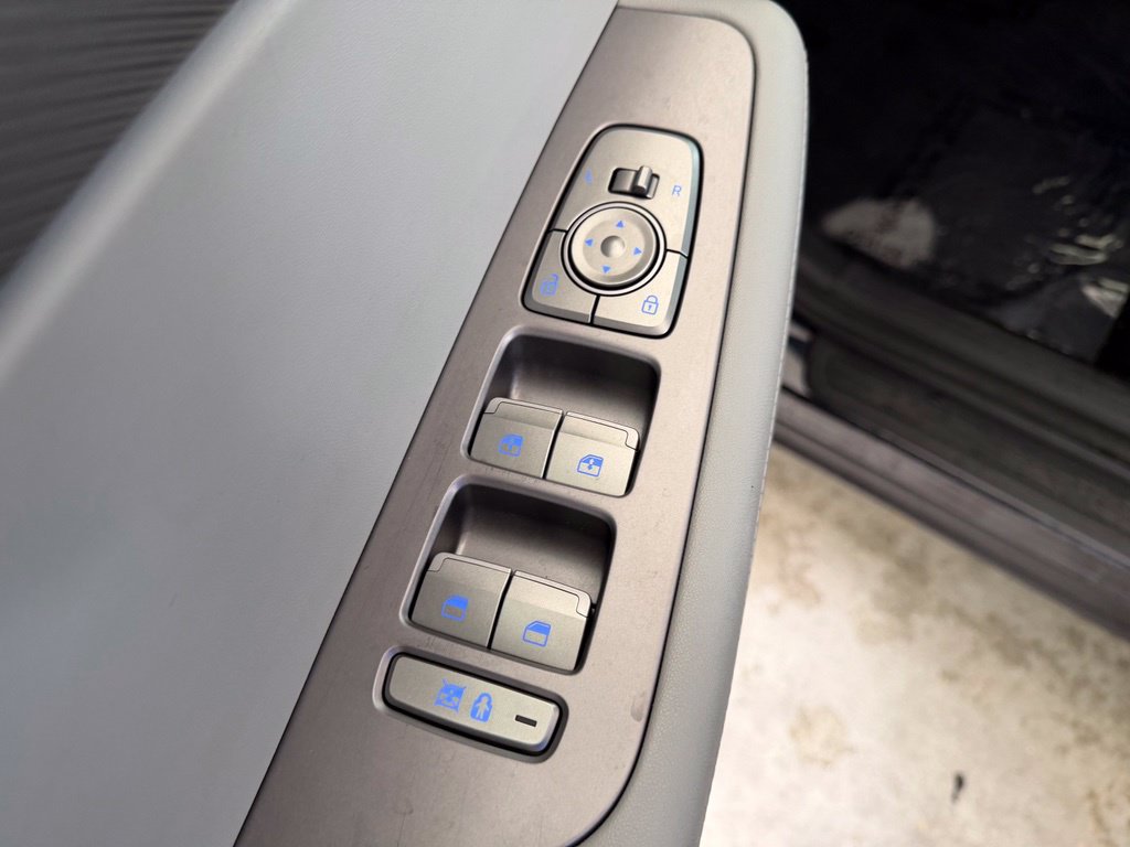 Used 2024 Hyundai Palisade SEL FWD image 35