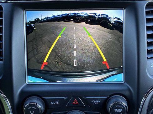 Used 2018 Jeep Grand Cherokee Altitude AWD/4WD image 23