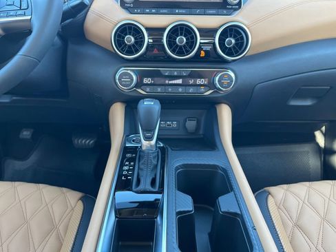 New 2025 Nissan Sentra SV w/ SV Premium Package image 3