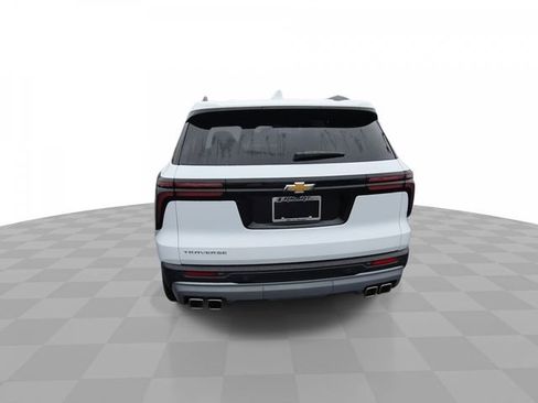New 2026 Chevrolet Traverse LT image 7