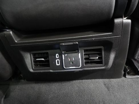 Used 2025 GMC Sierra 1500 SLT RWD image 27