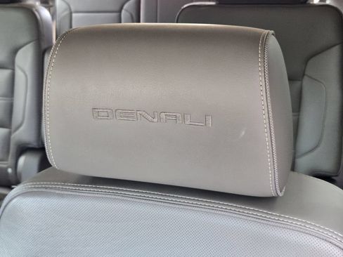 Used 2016 GMC Yukon Denali w/ Open Road Package RWD image 17