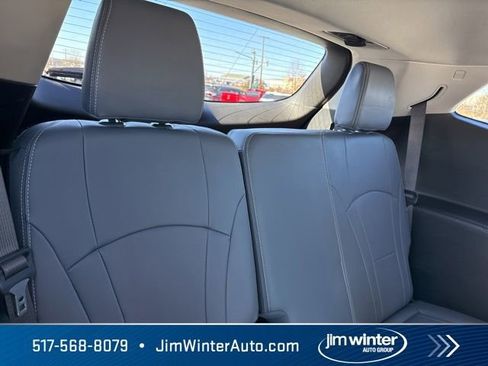 Used 2020 Buick Enclave Essence w/ Sound and Sites Package image 21