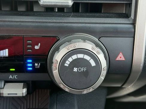 Certified 2025 Toyota 4Runner TRD Off-Road Premium AWD/4WD image 35
