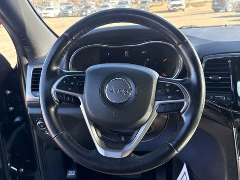 Used 2020 Jeep Grand Cherokee Altitude image 14