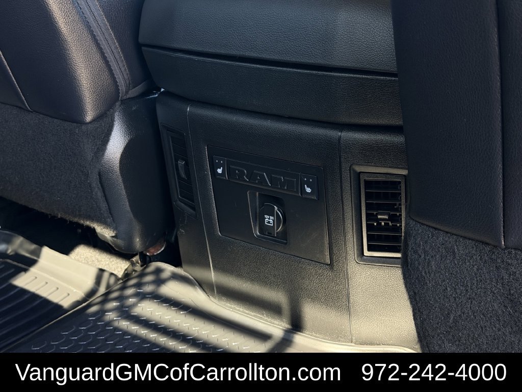 Used 2018 RAM 1500 Laramie w/ Convenience Group AWD/4WD image 32